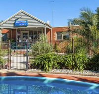 COMFORT INN COACH AND BUSHMANS - Accommodation Perth