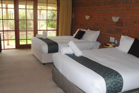 Grange Burn Motel - Accommodation Perth 1