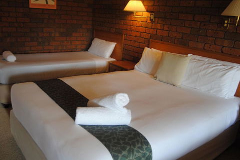 Grange Burn Motel - Accommodation Perth 4