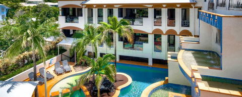 Regal Port Douglas - Accommodation Perth 4