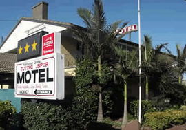 Flying Spur Motel - Accommodation Perth 0