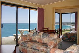 Seafarers Getaway - Accommodation Perth 0