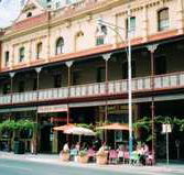Plaza Hotel - Accommodation Perth