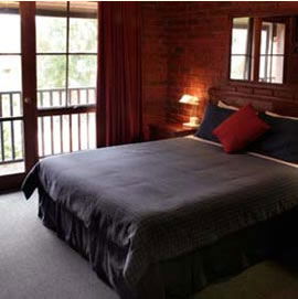 Armour Motor Inn - Accommodation Perth 1