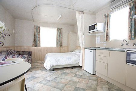 Crestview Top Tourist Park - Accommodation Perth 3