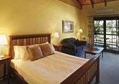 Hermitage Lodge - Accommodation Perth 4