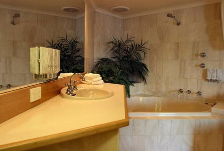 The Esplanade Motor Inn - Accommodation Perth 3