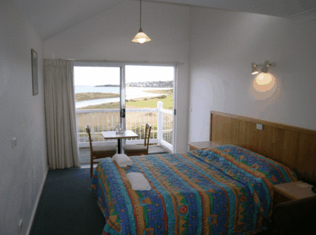 A Great Ocean View Motel - Accommodation Perth 3