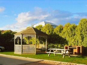 Pelican At Lakes Motel - Accommodation Perth 0
