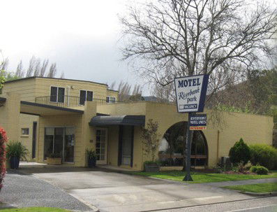 Riverbank Park Motel - Accommodation Perth 0