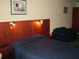 Ship Inn Motel - Accommodation Perth 0