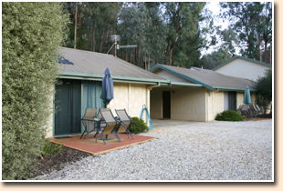 Snow View Holiday Units - Accommodation Perth 1