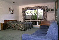 Snowgum Motel - Accommodation Perth 1