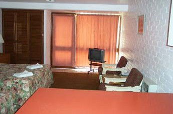 Blayney Leumeah Motel - Accommodation Perth 2