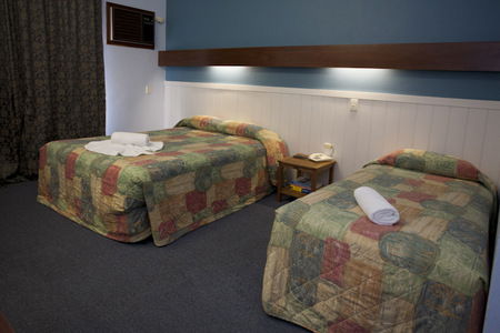 Amity Motor Inn - Perth Resorts 0