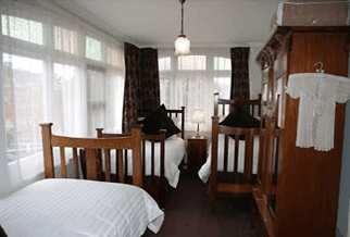 Orana House - Accommodation Perth 2