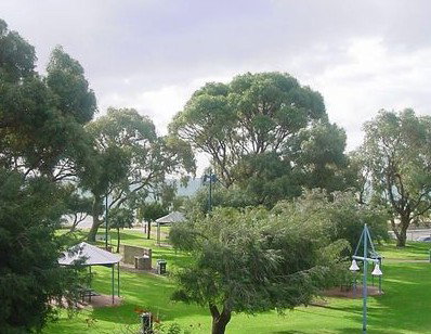 Beachside Apartment Hotel - Accommodation Perth 1