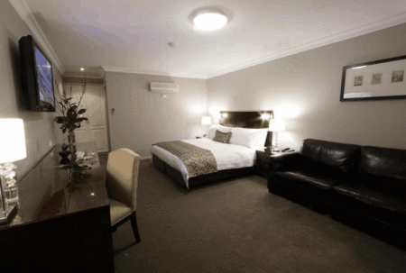 Carlyle Suites & Apartments - Accommodation Perth 2