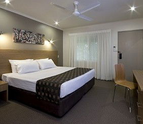 Manunda QLD Accommodation Perth