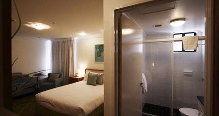 Townhouse Hotel - Accommodation Perth 2