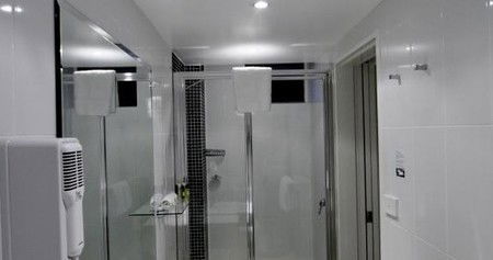 Townhouse Hotel - Accommodation Perth 3