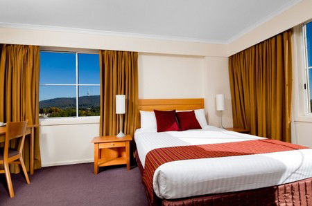 Mantra On Northbourne - Accommodation Perth 3