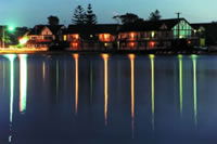 Clan Lakeside Lodge - Accommodation Perth 0
