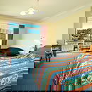 Clan Lakeside Lodge - Accommodation Perth 6