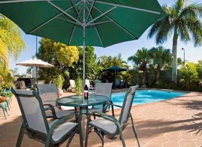 Econo Lodge Fraser Gateway - Accommodation Perth 2