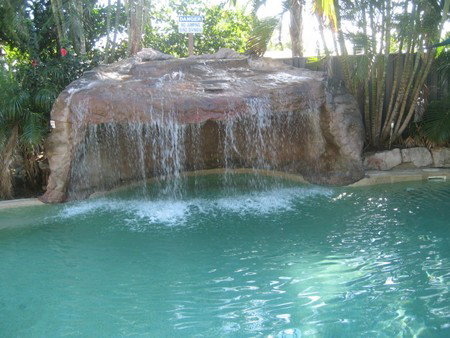 The Grange Resort - Accommodation Perth 2