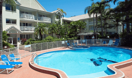 Surfers Tradewinds - Accommodation Perth