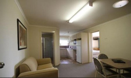 Araluen Motor Lodge - Accommodation Perth 0
