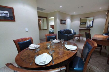 Quality Hotel Powerhouse - Accommodation Perth 0