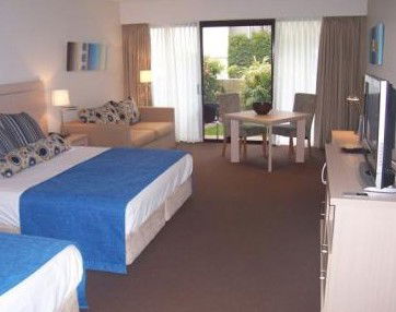 Waves Byron Bay - Accommodation Perth 1