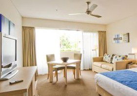 Waves Byron Bay - Accommodation Perth 3