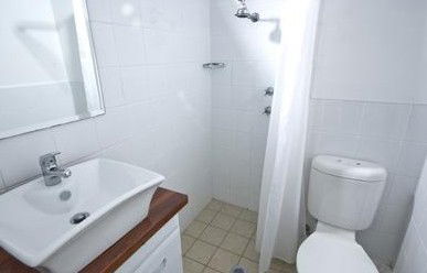 City Crown Lodge - Accommodation Perth 4