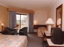 Quality Inn Charbonnier Hallmark - Accommodation Perth 3
