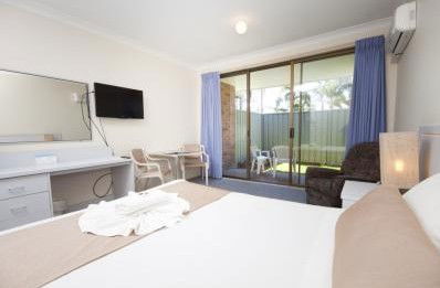 Island Palms Motor Inn - Accommodation Perth 3