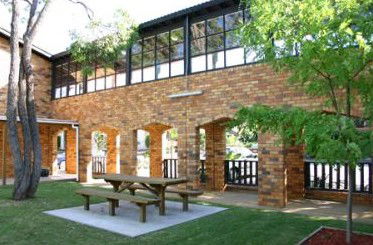 Maclin Lodge Motel - Accommodation Perth 1