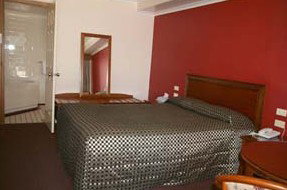 Queensgate Motel - Perth Resorts 3