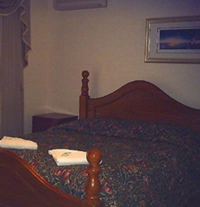 Sanctuary House Resort Motel - Accommodation Perth 2