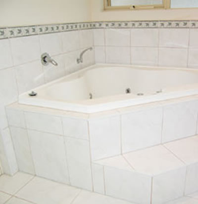 Sanctuary House Resort Motel - Accommodation Perth 3