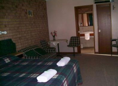 Spa Village Travel Inn - Accommodation Perth 3