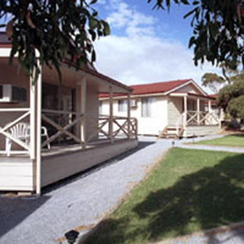 Cape Jervis Holiday Units - Perth Resorts 1