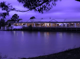 Waterfront Hotel - Accommodation Perth 2