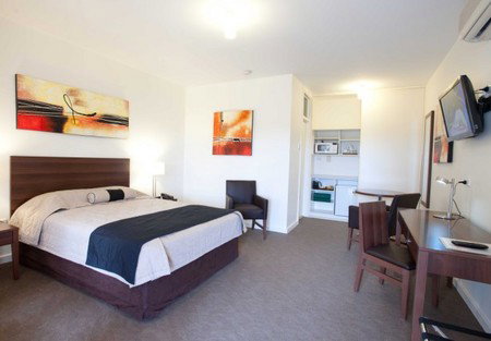 Standpipe Golf Motor Inn - Accommodation Perth 3