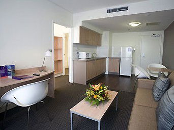Hotel Ibis Melbourne - Accommodation Perth 3