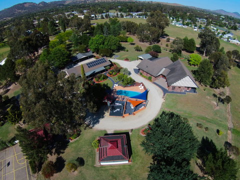 Greenvale Holiday Units - Accommodation Perth 0