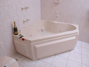 Hume Villa Motor Inn - Accommodation Perth 4