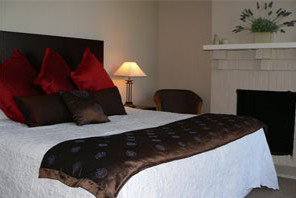 Aaron Lee Waterfront Apartments - Accommodation Perth 0